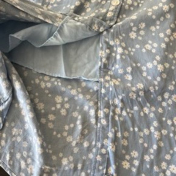 Crescent Floral Maxi Skirt with Front Button - Picture 3 of 4